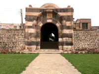 Stone Gate, Khoy
