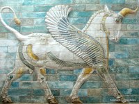 Achaemenid creature on glazed bricks
